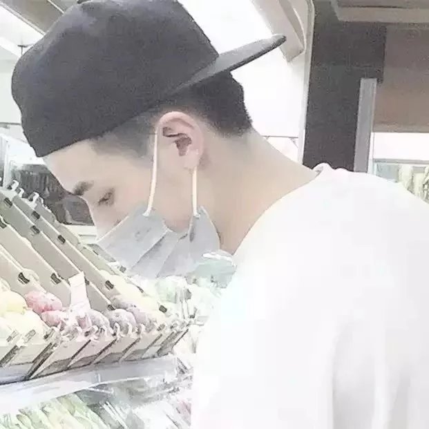 文苇珠欢