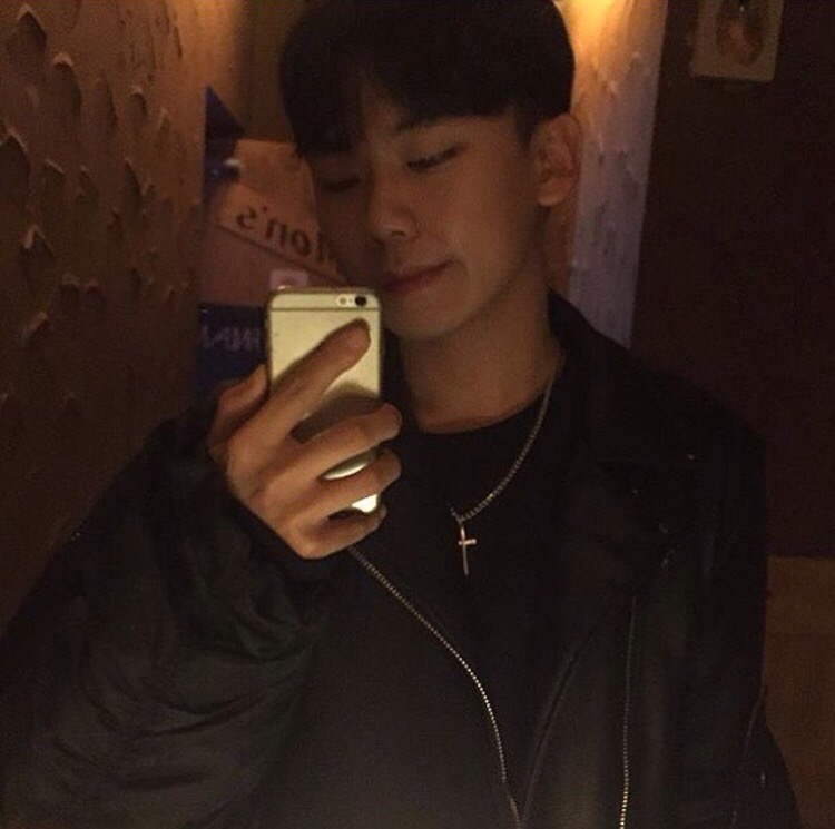 荣艺宏德