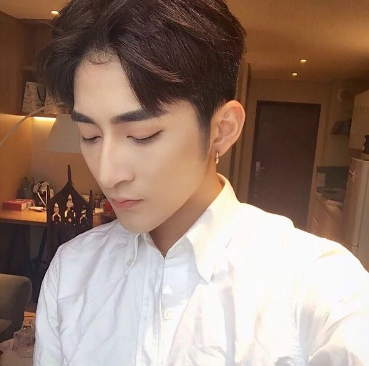 管绍杰炎