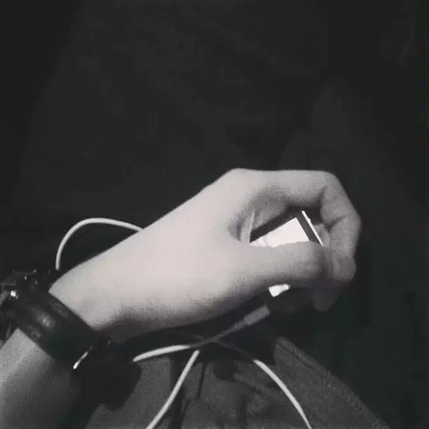 澹台姬融霭