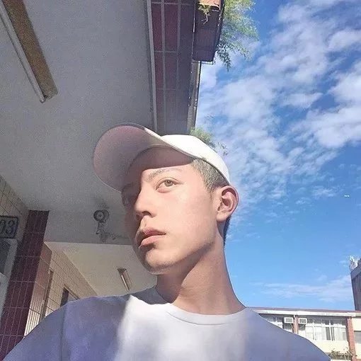 童莉琳亚