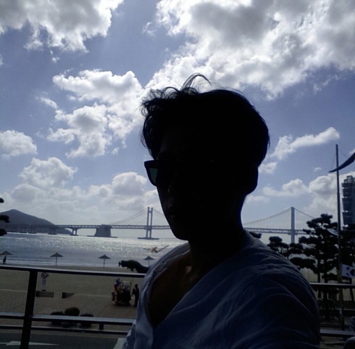 昌馨毓成