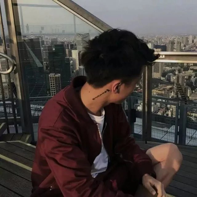 任珠雯锦